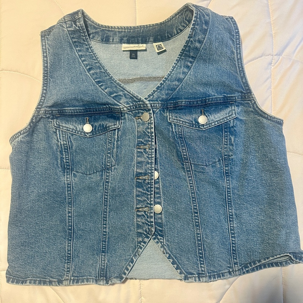 Universal Thread Denim Vest